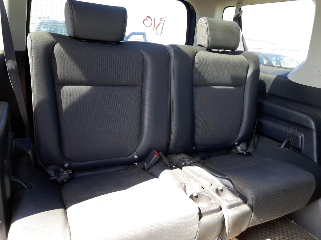 Photo 6 from auction – 2004 HONDA ELEMENT EX with VIN 5J6YH28504L030895
