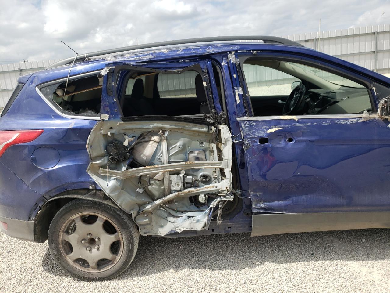 Photo 9 from auction – 2016 FORD ESCAPE SE with VIN 1FMCU0GX1GUC08908