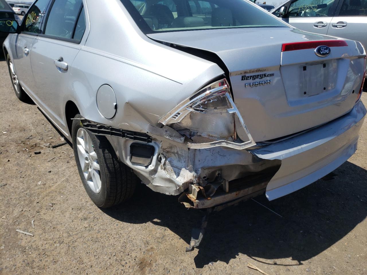 Photo 9 from auction – 2012 FORD FUSION S with VIN 3FAHP0GA7CR347641