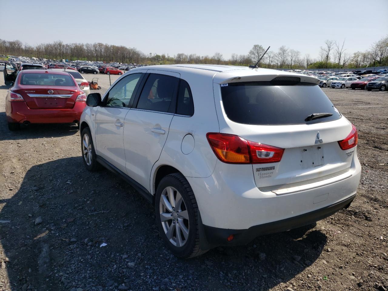 Photo 3 from auction – 2013 MITSUBISHI OUTLANDER with VIN 4A4AR4AU3DE003463