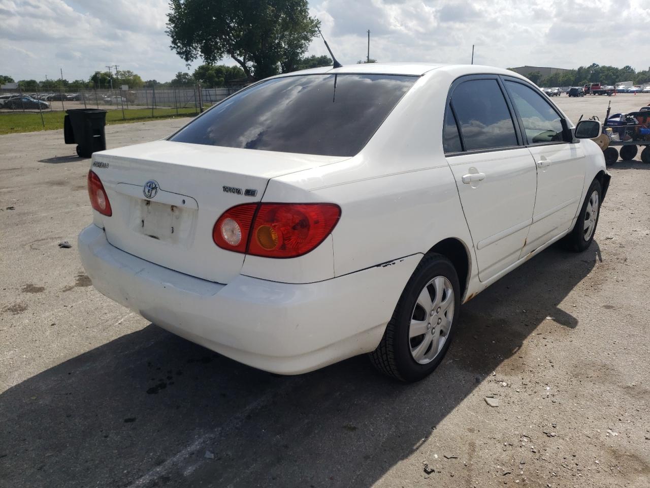 Photo 4 from auction – 2004 TOYOTA COROLLA CE with VIN 2T1BR38E34C170350
