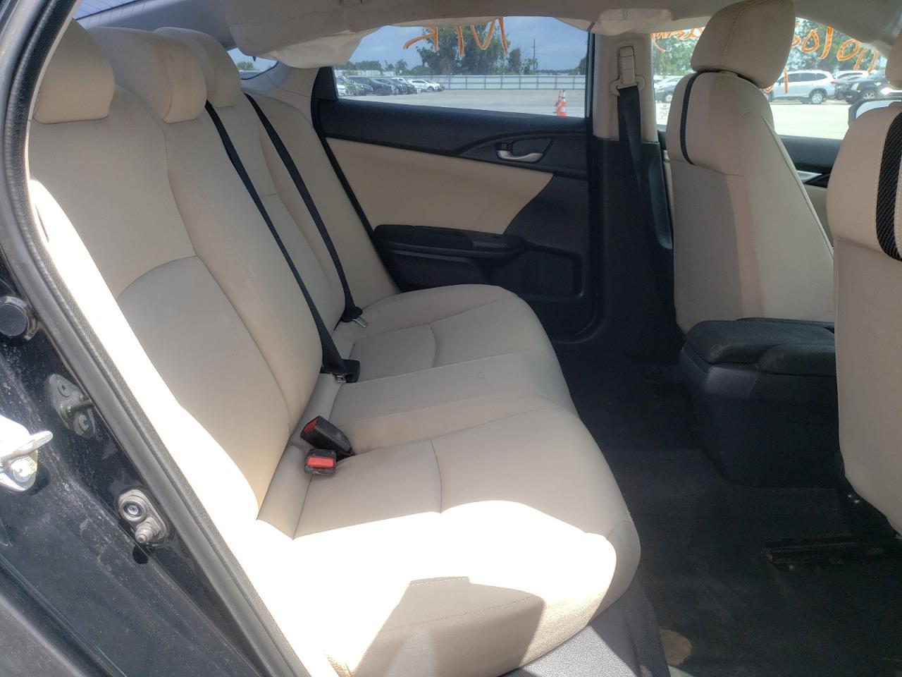 Photo 6 from auction – 2016 HONDA CIVIC LX with VIN 19XFC2F56GE016737