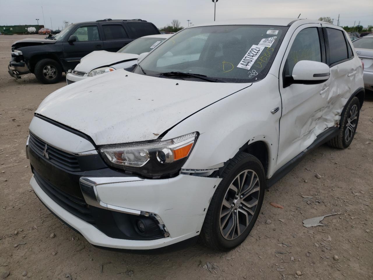 Photo 2 from auction – 2016 MITSUBISHI OUTLANDER with VIN JA4AR3AU0GZ045825