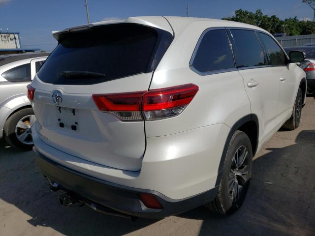 Photo 4 from auction – 2017 TOYOTA HIGHLANDER with VIN 5TDZZRFH7HS200655
