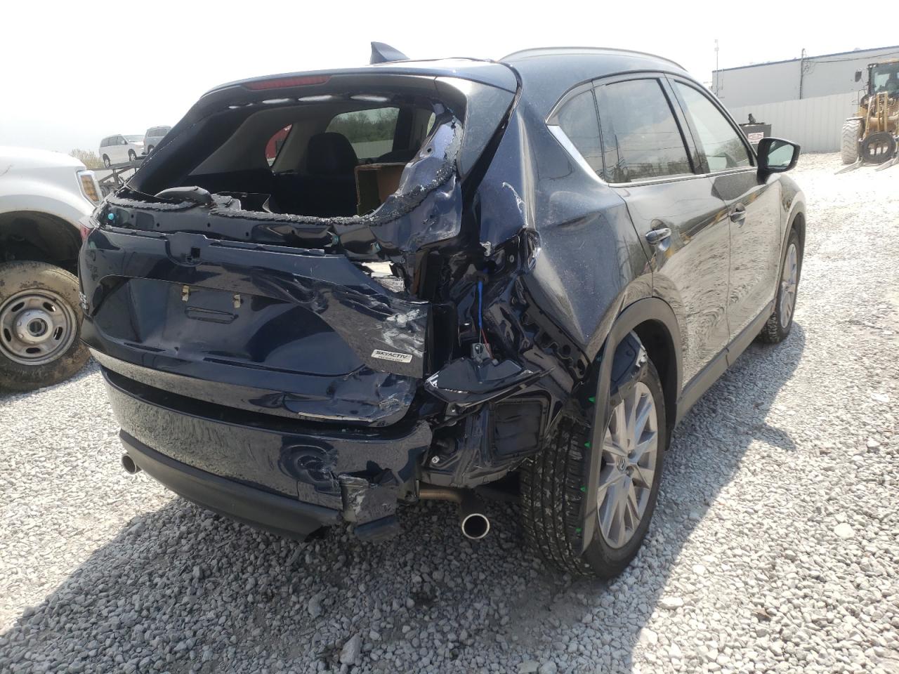 Photo 17 from auction – 2019 MAZDA CX-5 GRAND with VIN JM3KFBDM3K0500535
