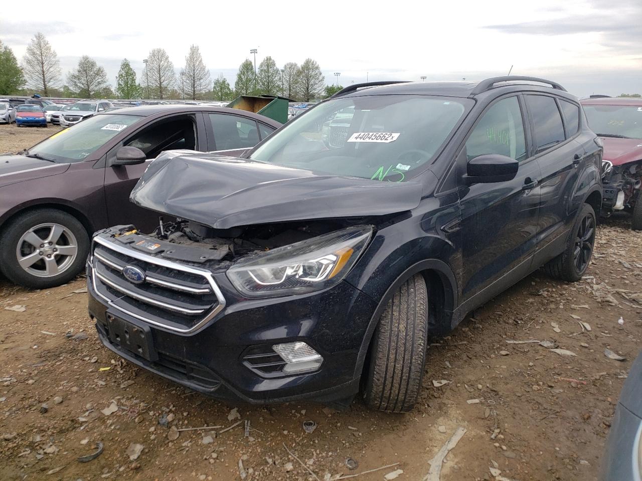 Photo 2 from auction – 2017 FORD ESCAPE SE with VIN 1FMCU0GD4HUE47313