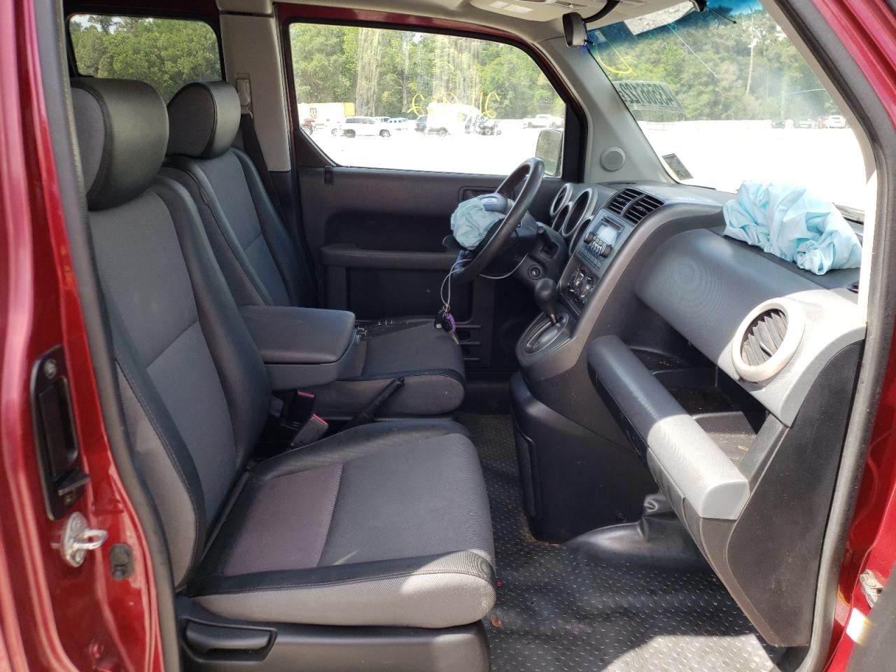 Photo 5 from auction – 2006 HONDA ELEMENT EX with VIN 5J6YH28766L018397