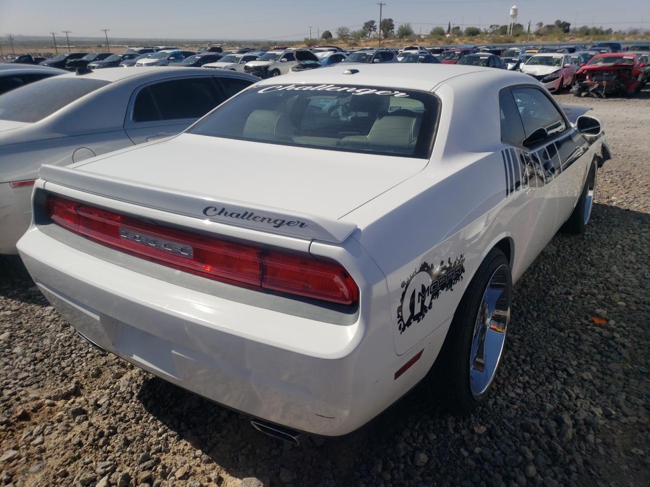 Photo 4 from auction – 2011 DODGE CHALLENGER with VIN 2B3CJ4DG9BH565971