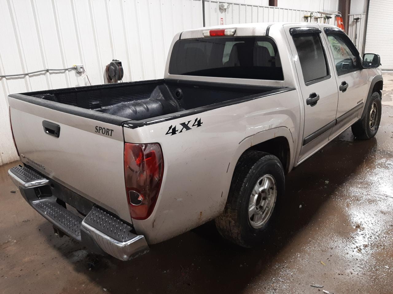 Photo 4 from auction – 2005 CHEVROLET COLORADO with VIN 1GCDT136958190985