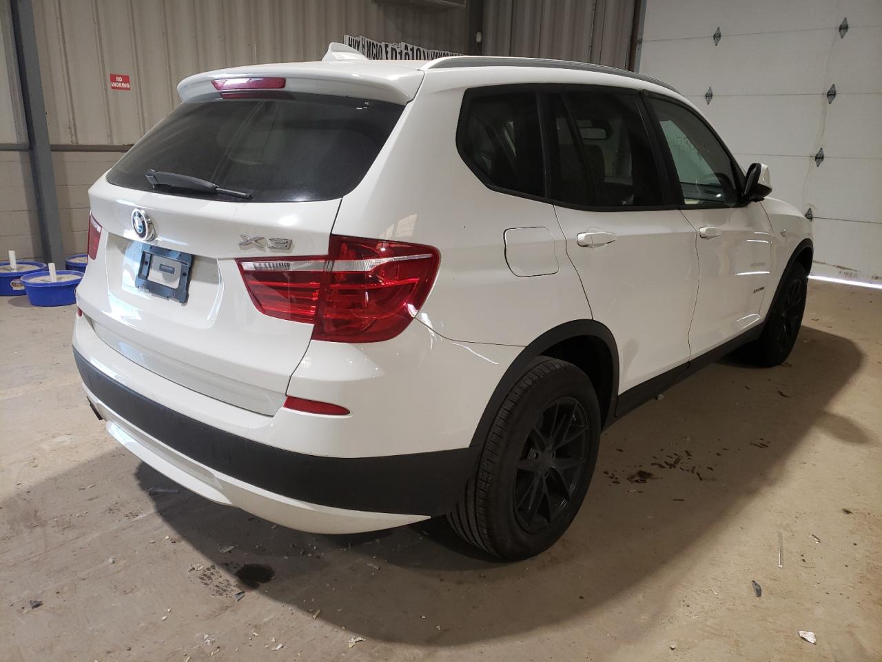 Photo 4 from auction – 2011 BMW X3 XDRIVE2 with VIN 5UXWX5C58BL702609