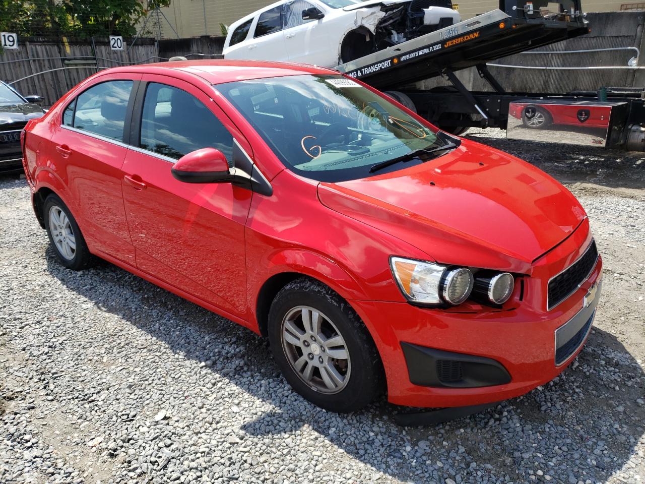 CHEVROLET SONIC LT 2015 z numerem VIN 1G1JC5SG0F4100435 - Zdjęcie z aukcji
