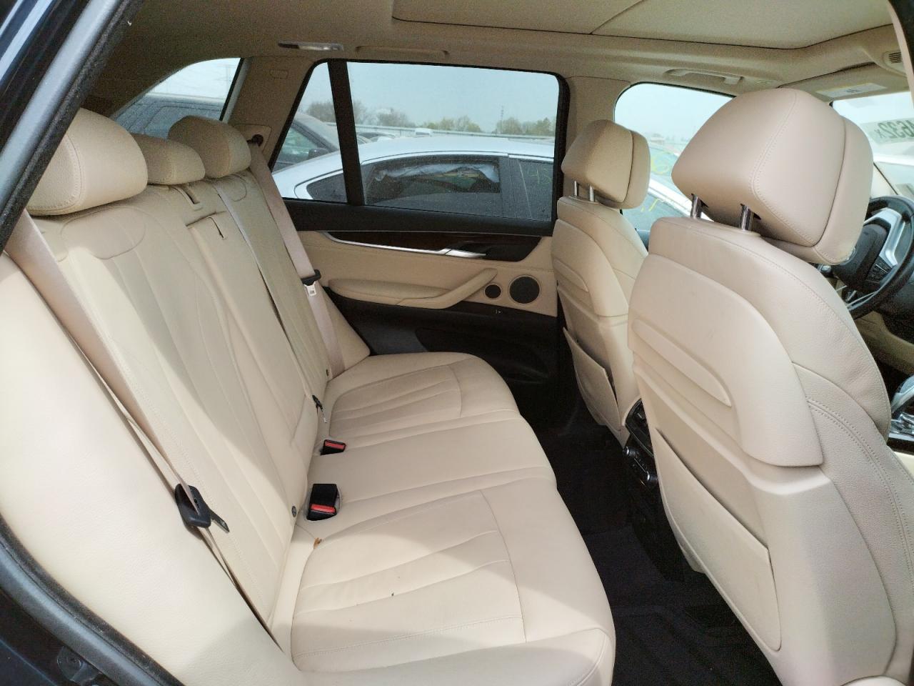 Photo 6 from auction – 2016 BMW X5 XDR40E with VIN 5UXKT0C52G0S78463