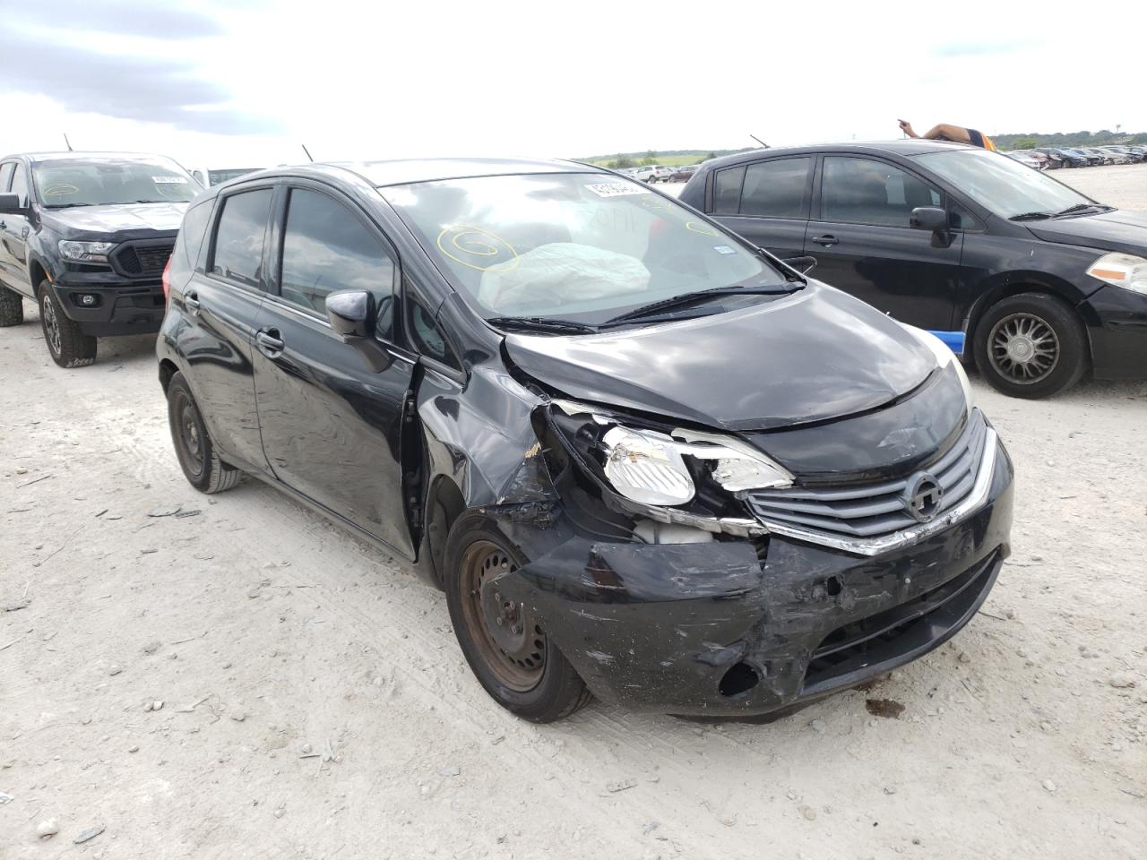 NISSAN VERSA NOTE 2015 with VIN 3N1CE2CP3FL379982 - Photo from auction