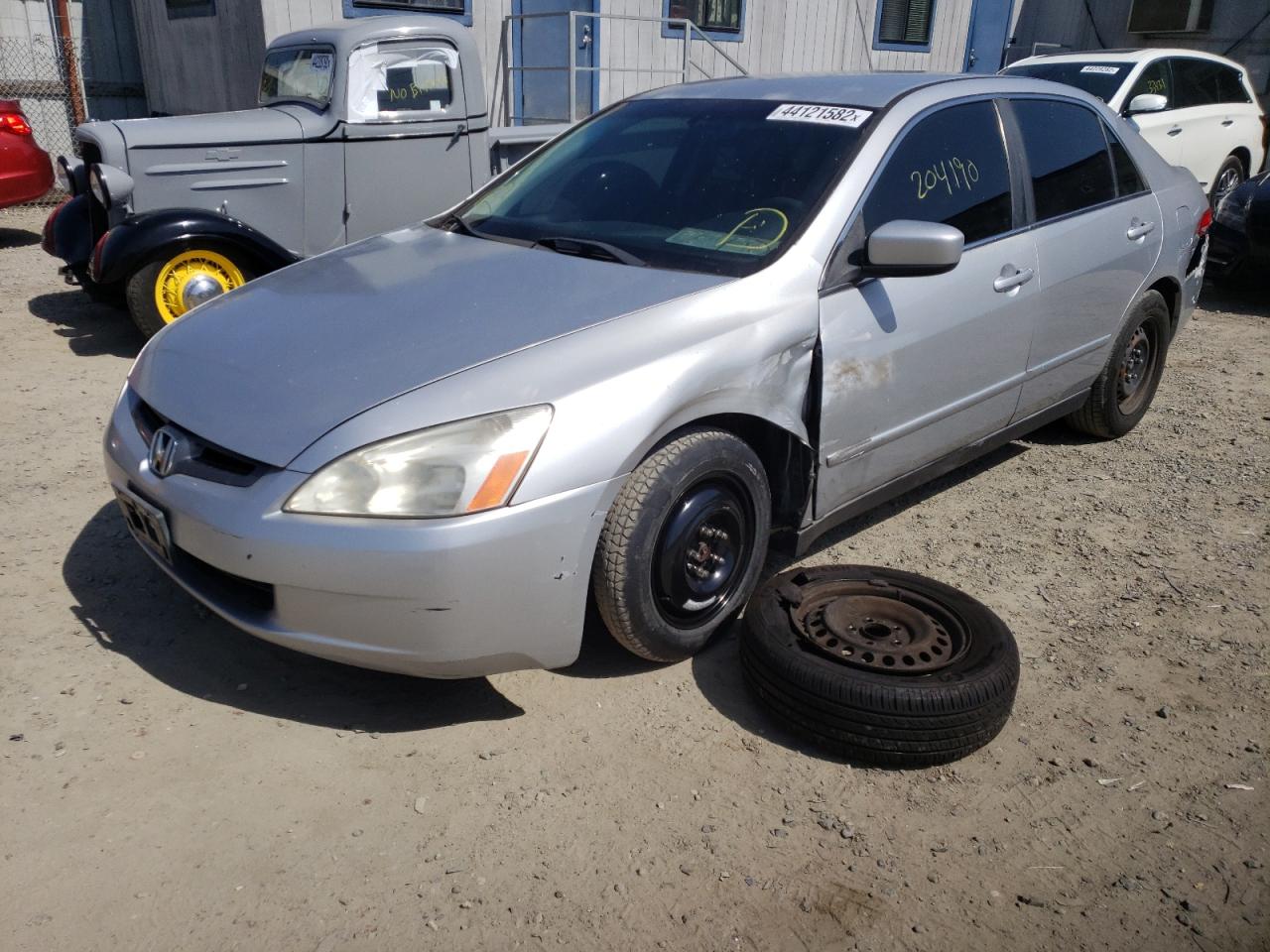 Photo 2 from auction – 2003 HONDA ACCORD LX with VIN JHMCM56363C077800