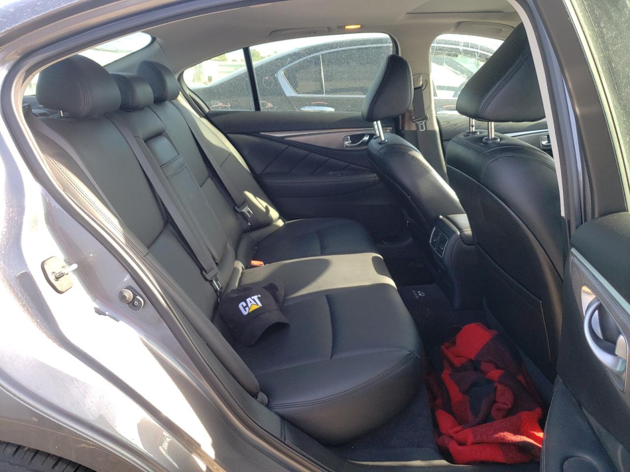 Photo 6 from auction – 2014 INFINITI Q50 BASE with VIN JN1BV7AR1EM699061