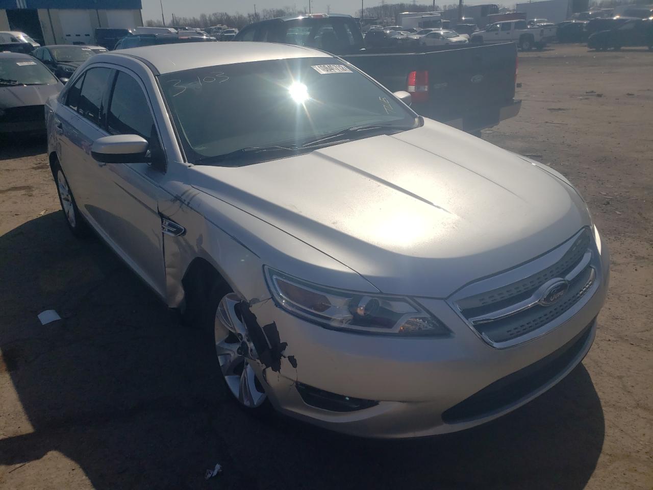FORD TAURUS SEL 2010 with VIN 1FAHP2EW5AG114114 - Photo from auction