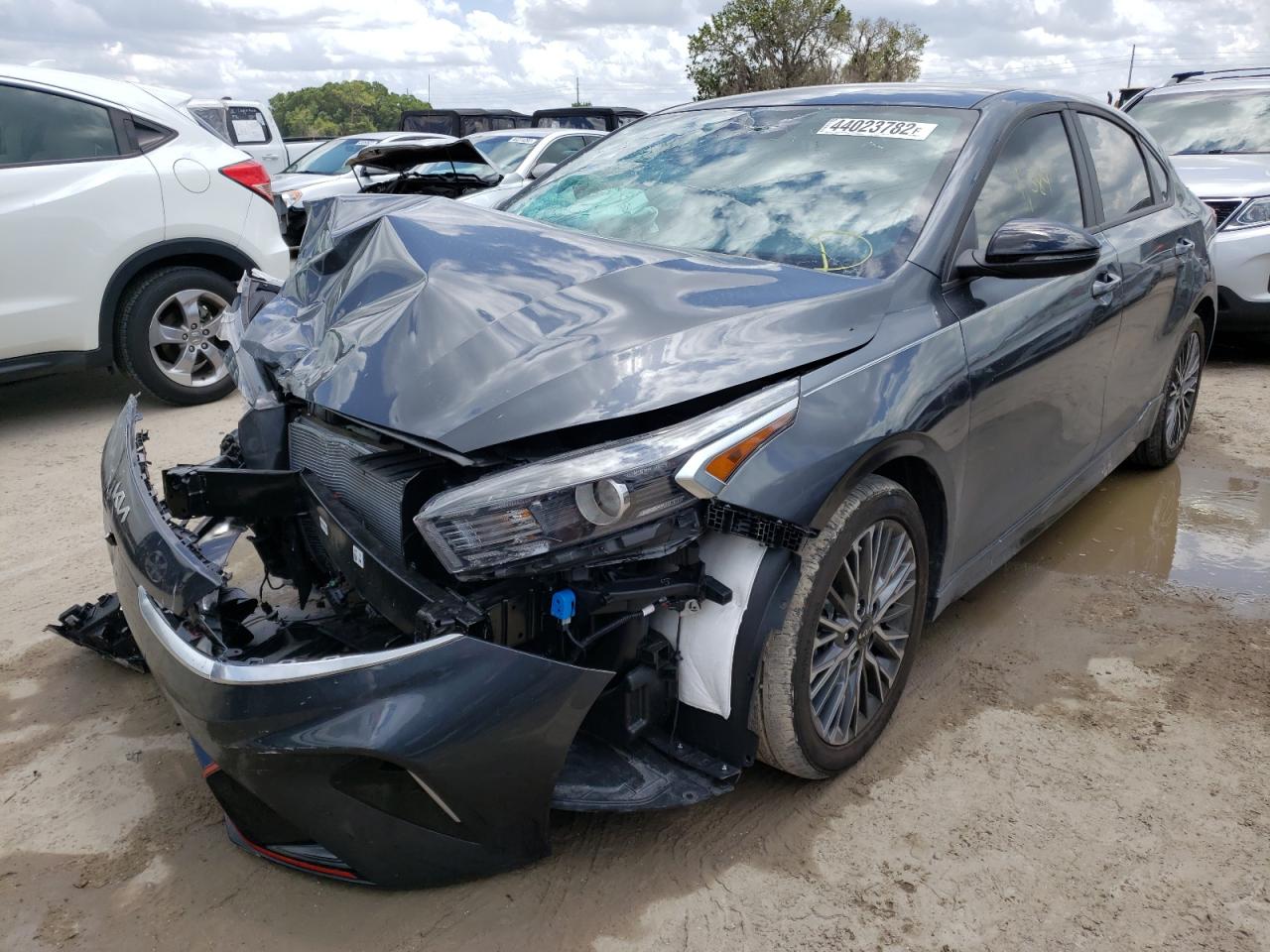 Photo 2 from auction – 2022 KIA FORTE EX with VIN 3KPF54AD9NE454749