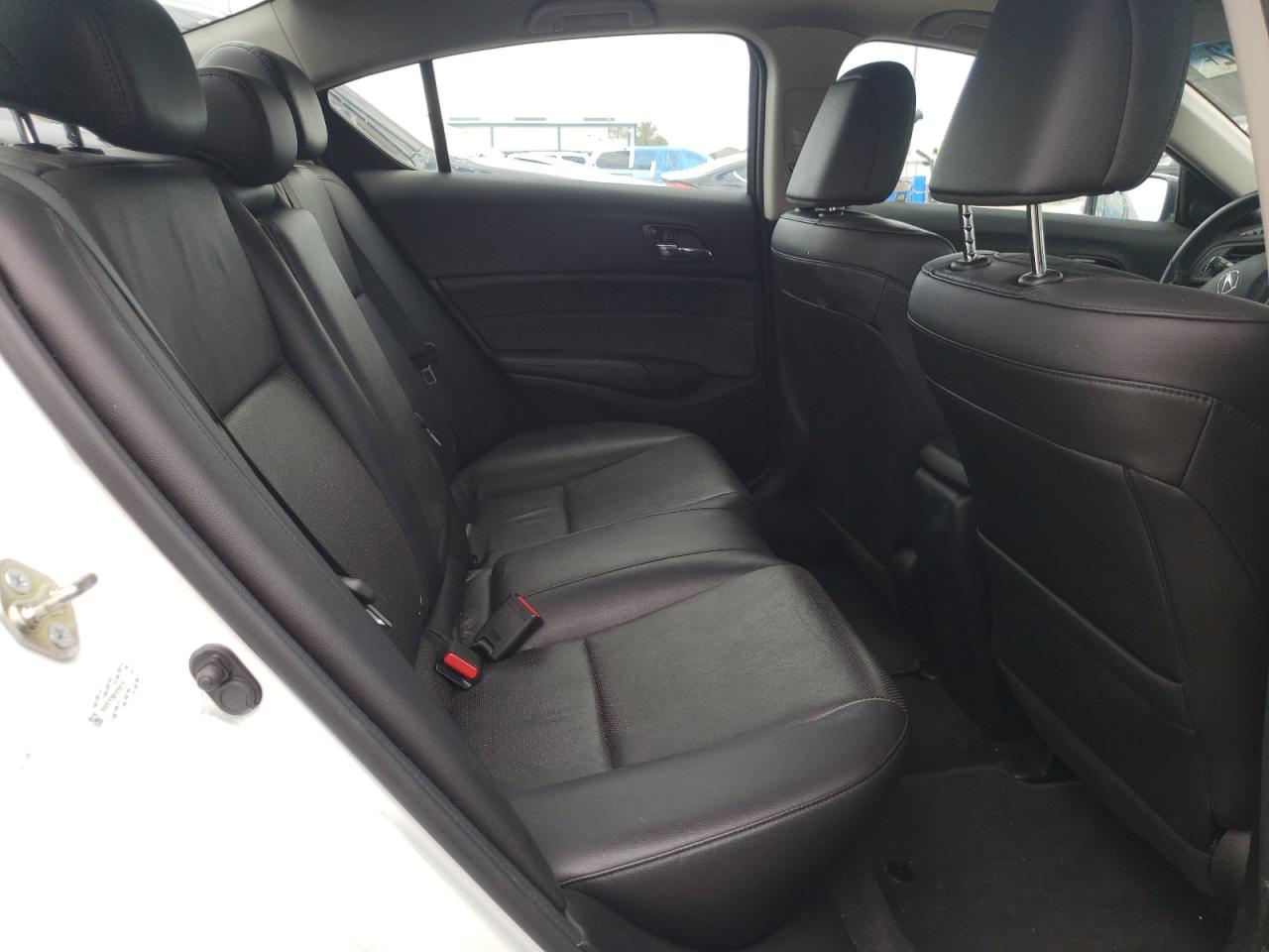 Photo 6 from auction – 2015 ACURA ILX 20 with VIN 19VDE1F38FE010178
