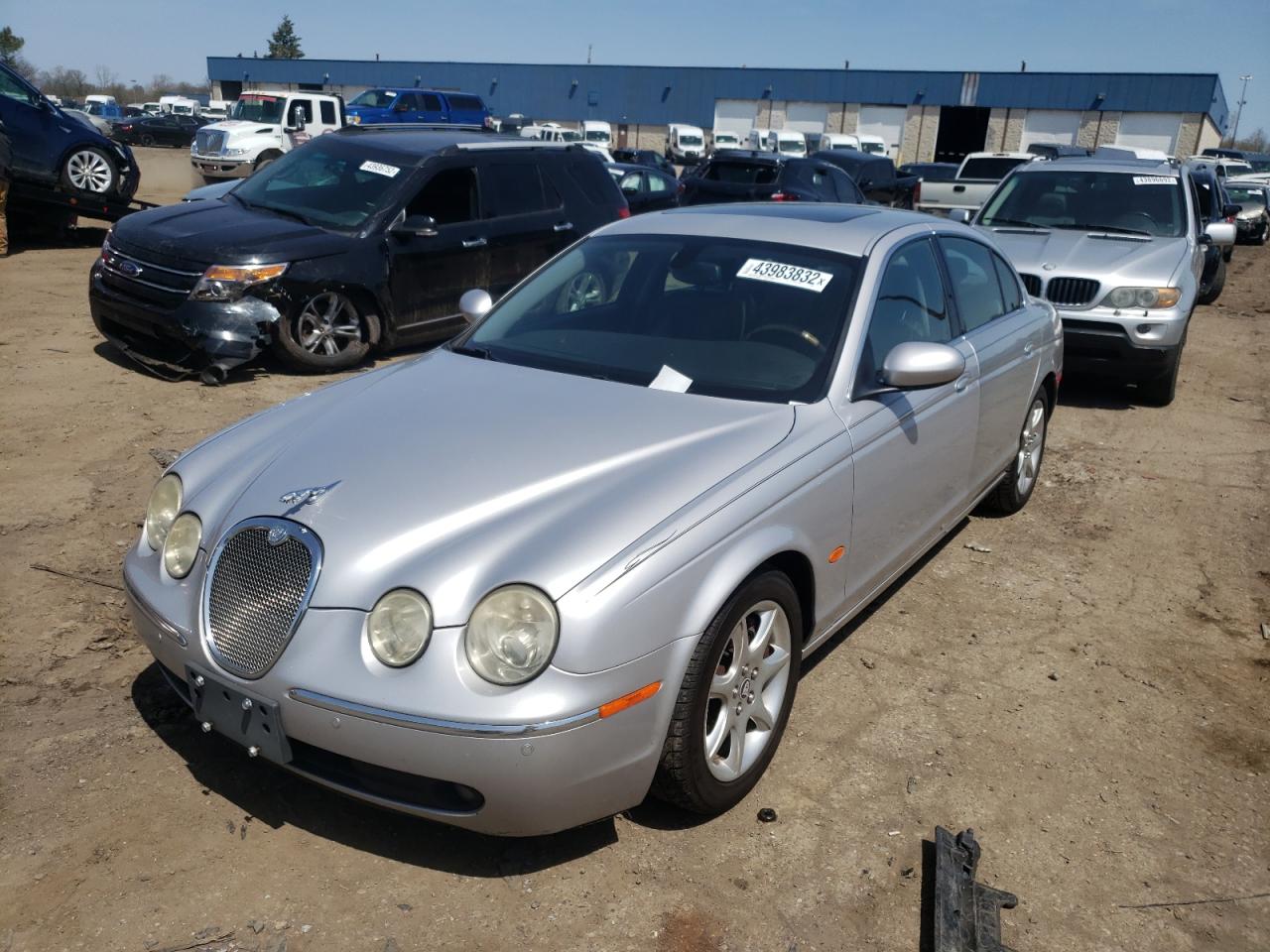 Photo 2 from auction – 2006 JAGUAR S-TYPE with VIN SAJWA01B26HN52845