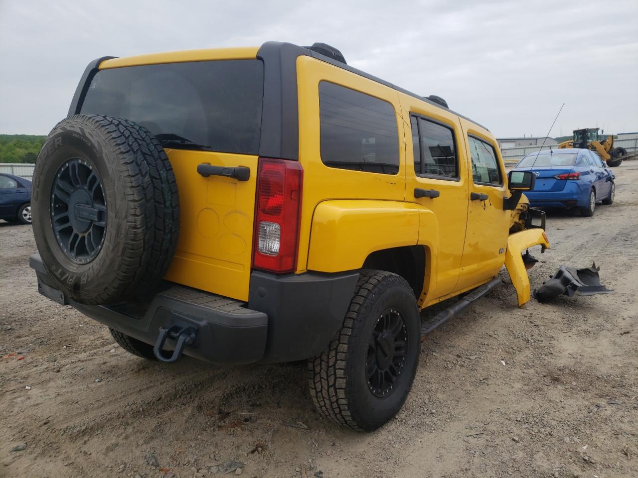 Photo 4 from auction – 2007 HUMMER H3 with VIN 5GTDN13E578174621