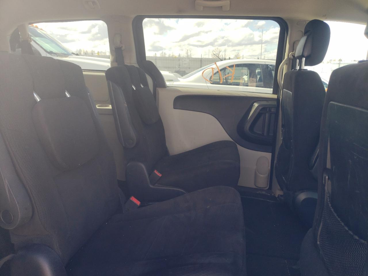 Photo 6 from auction – 2012 DODGE GRAND CARA with VIN 2C4RDGBG3CR173746