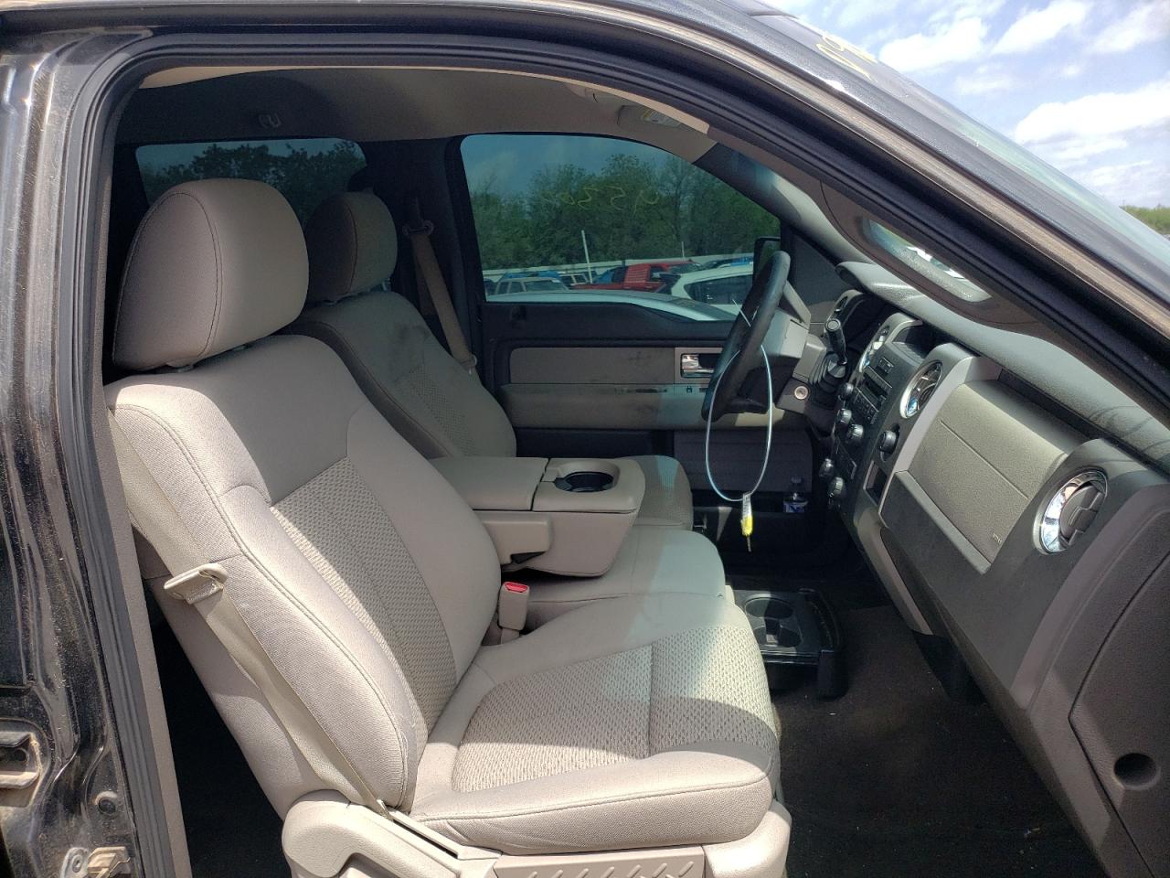 Photo 5 from auction – 2010 FORD F150 SUPER with VIN 1FTEW1E89AFD96873