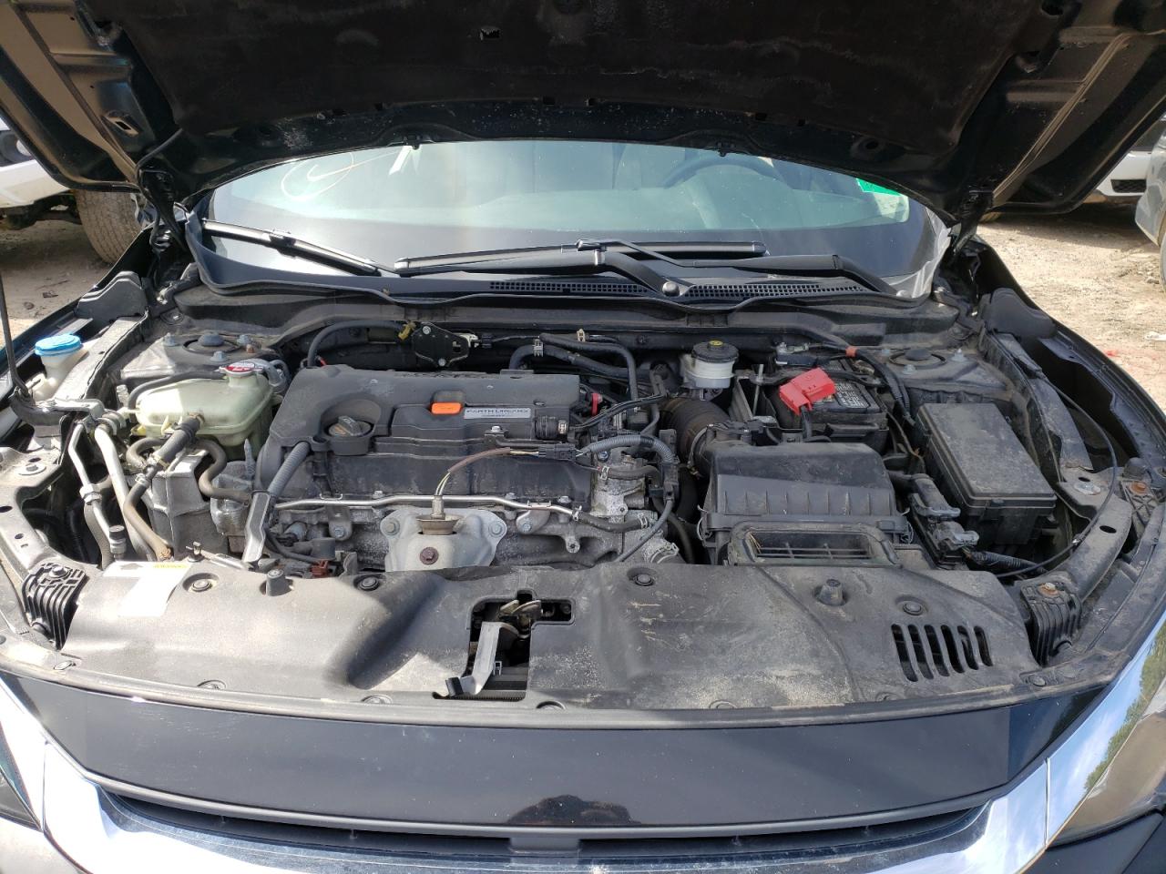 Photo 7 from auction – 2017 HONDA CIVIC LX with VIN 19XFC2F51HE006490