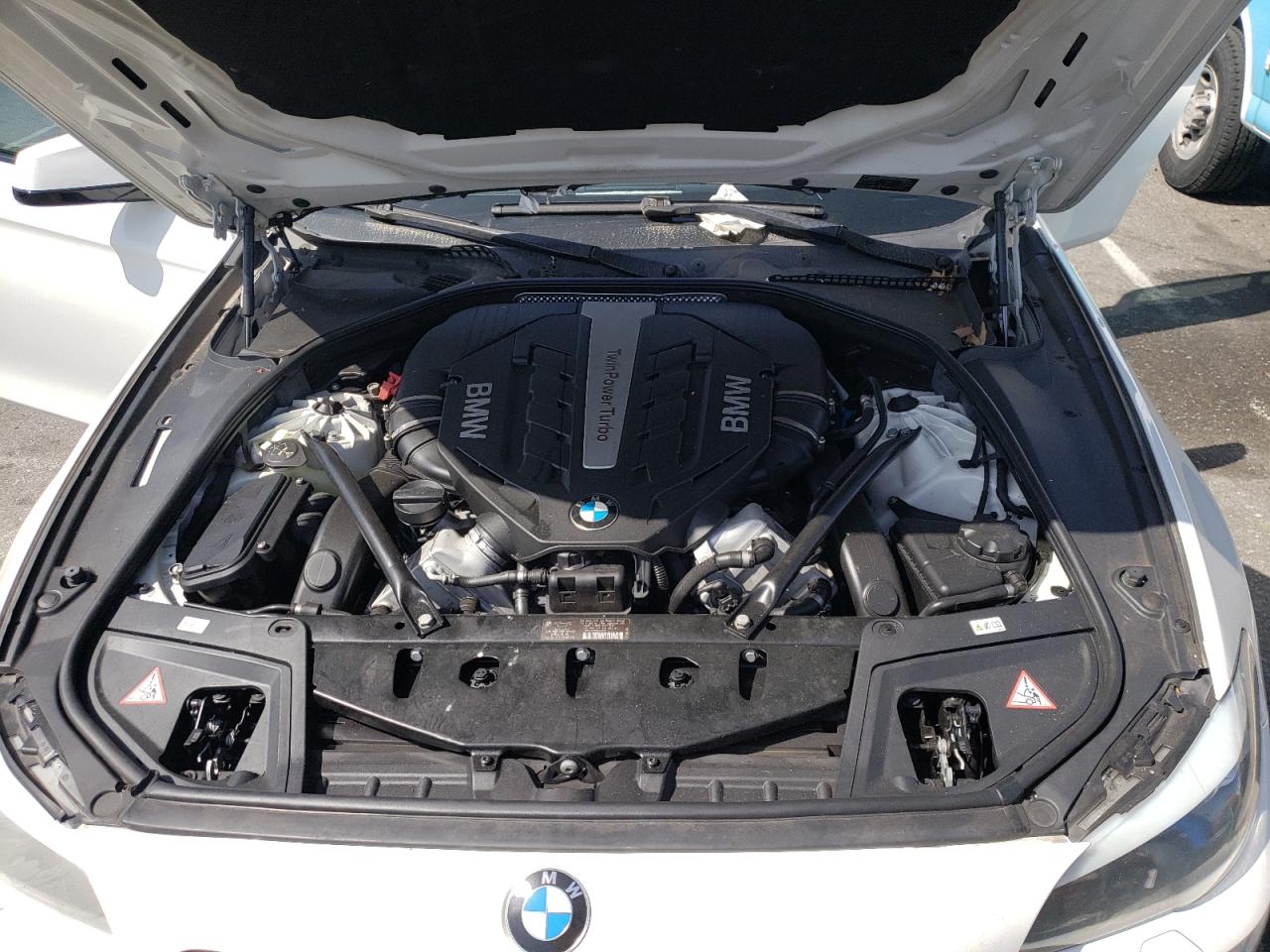 Photo 12 from auction – 2012 BMW 550 I with VIN WBAFR9C59CDV58712