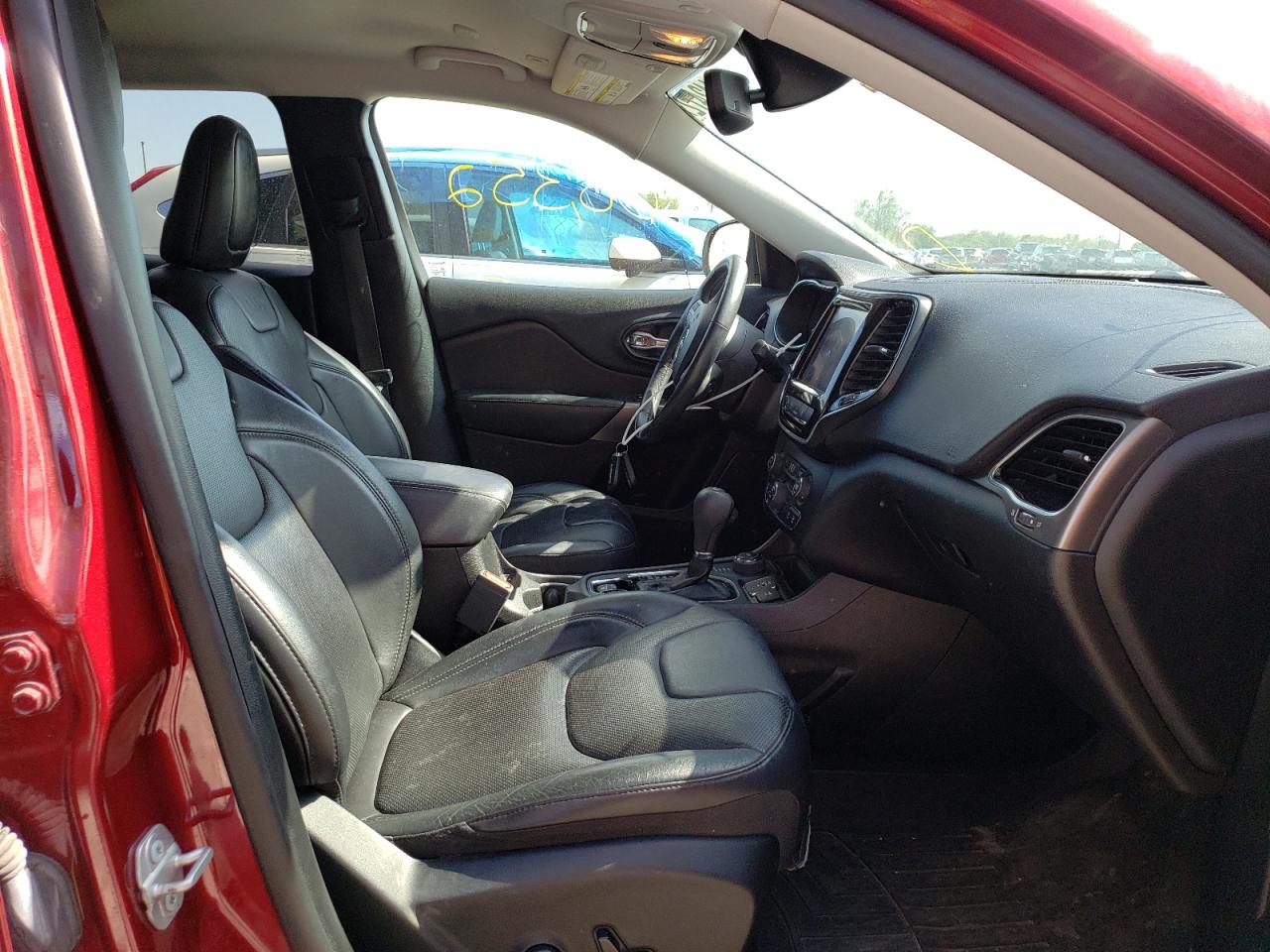 Photo 5 from auction – 2019 JEEP CHEROKEE L with VIN 1C4PJMDN9KD179661
