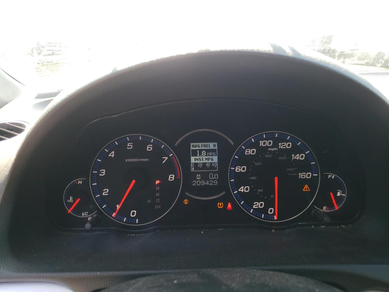 Photo 8 from auction – 2008 ACURA TSX with VIN JH4CL96858C017598