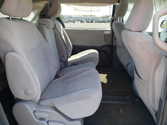 Photo 6 from auction – 2016 TOYOTA SIENNA LE with VIN 5TDKK3DC6GS747859
