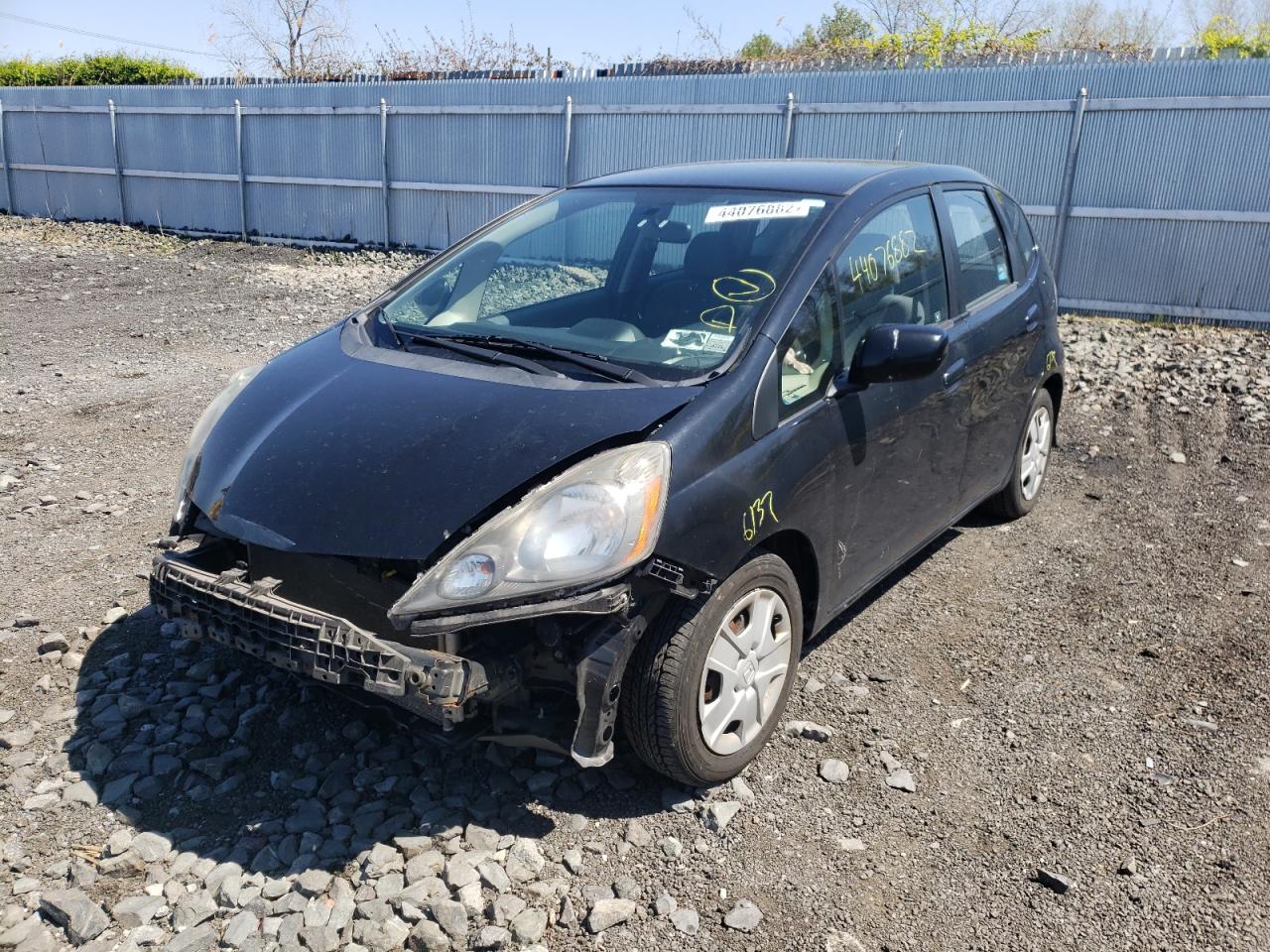 Photo 2 from auction – 2013 HONDA FIT with VIN JHMGE8H35DC047122
