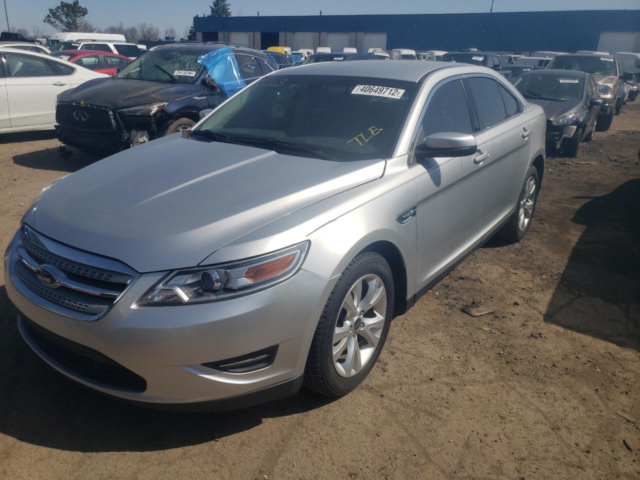 Photo 2 from auction – 2010 FORD TAURUS SEL with VIN 1FAHP2EW5AG114114