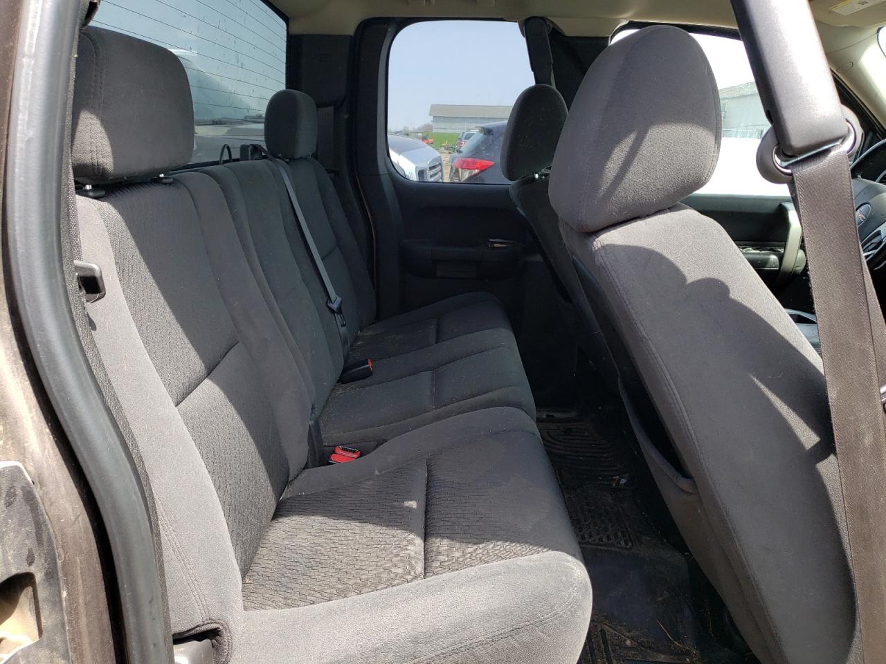Photo 6 from auction – 2008 GMC SIERRA K15 with VIN 2GTEK19J981112104