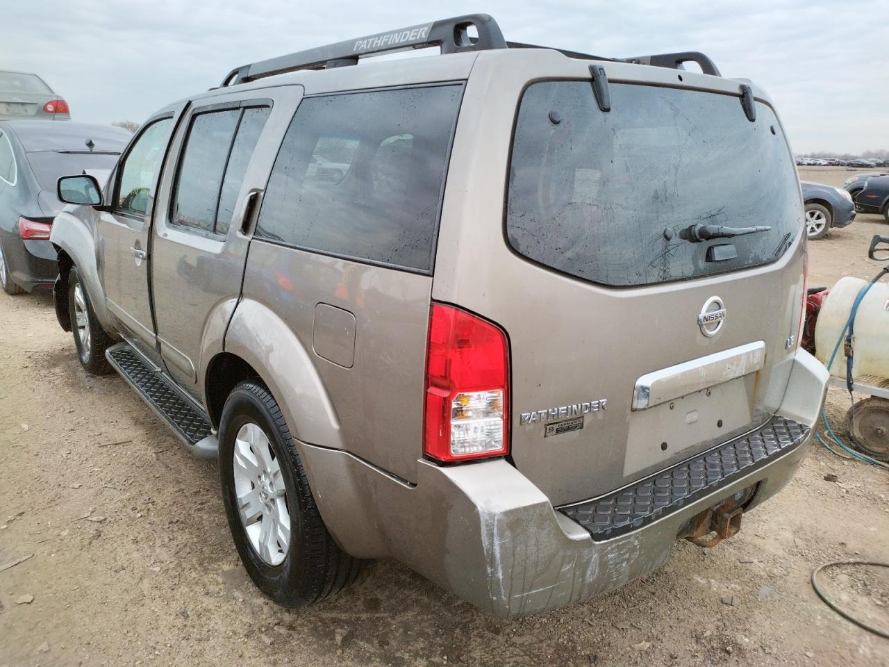 Photo 3 from auction – 2007 NISSAN PATHFINDER with VIN 5N1AR18W27C647710