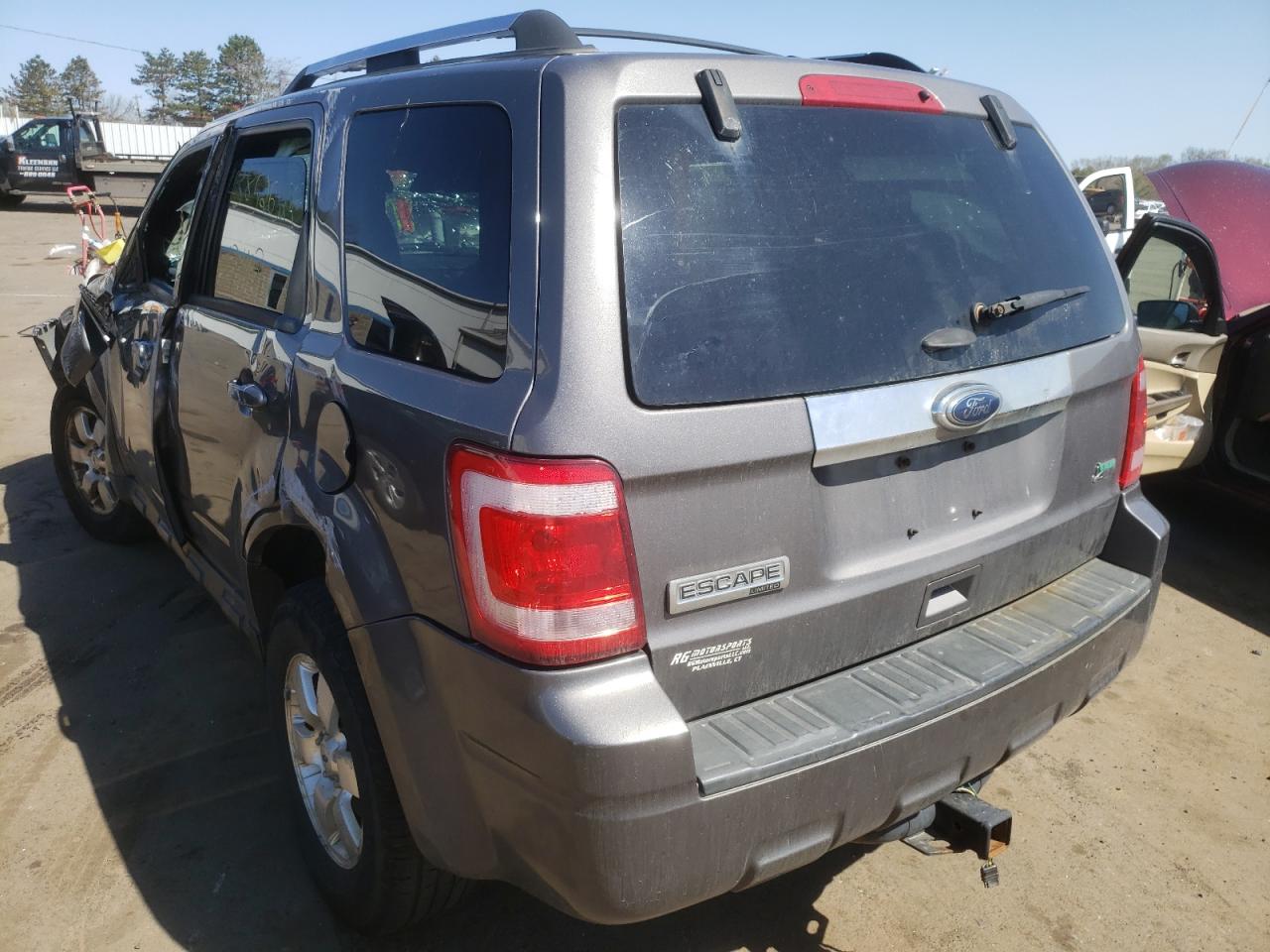 Photo 3 from auction – 2011 FORD ESCAPE LIM with VIN 1FMCU9EG7BKB56647