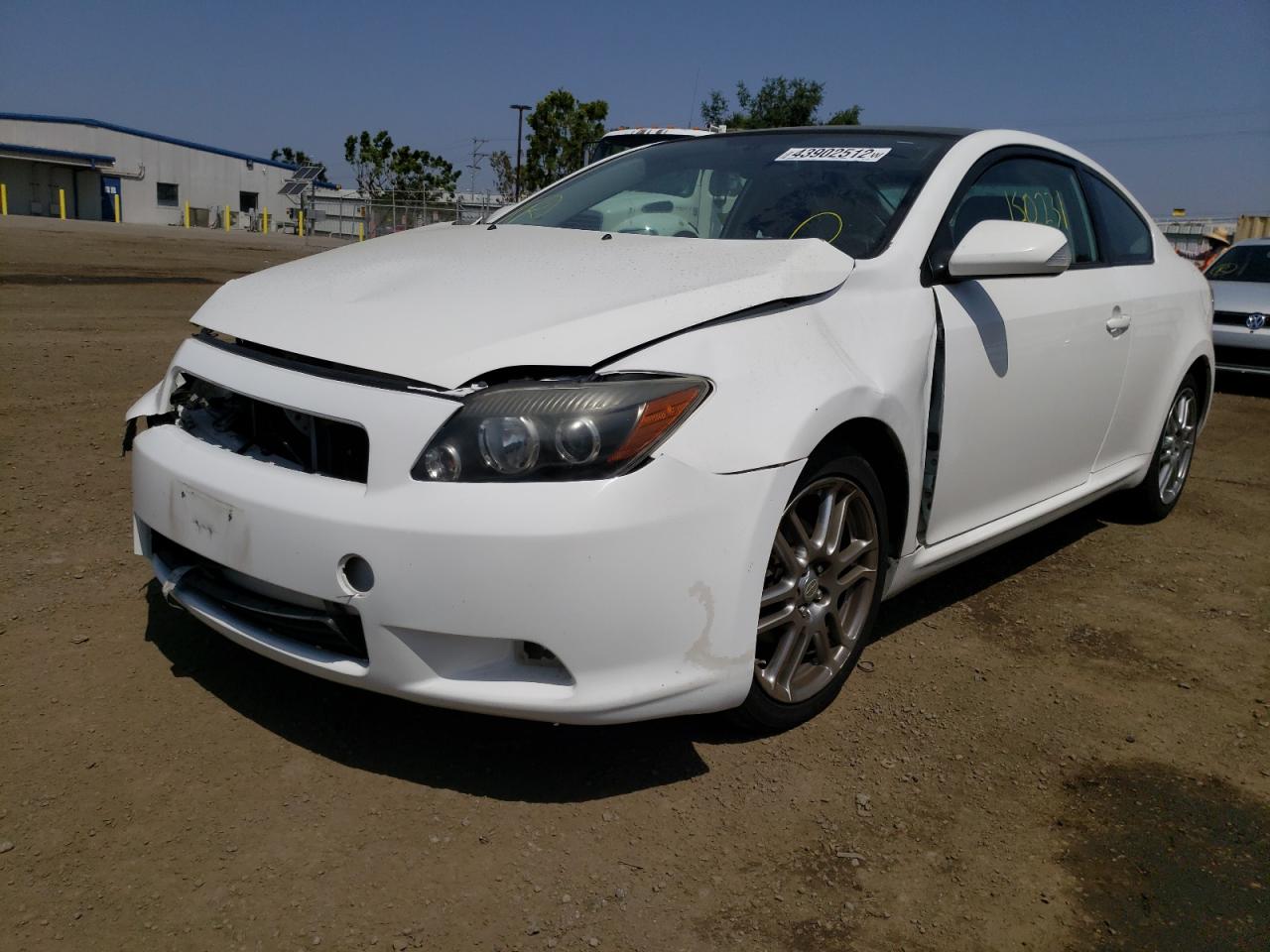 Photo 2 from auction – 2010 TOYOTA SCION TC with VIN JTKDE3B71A0310215