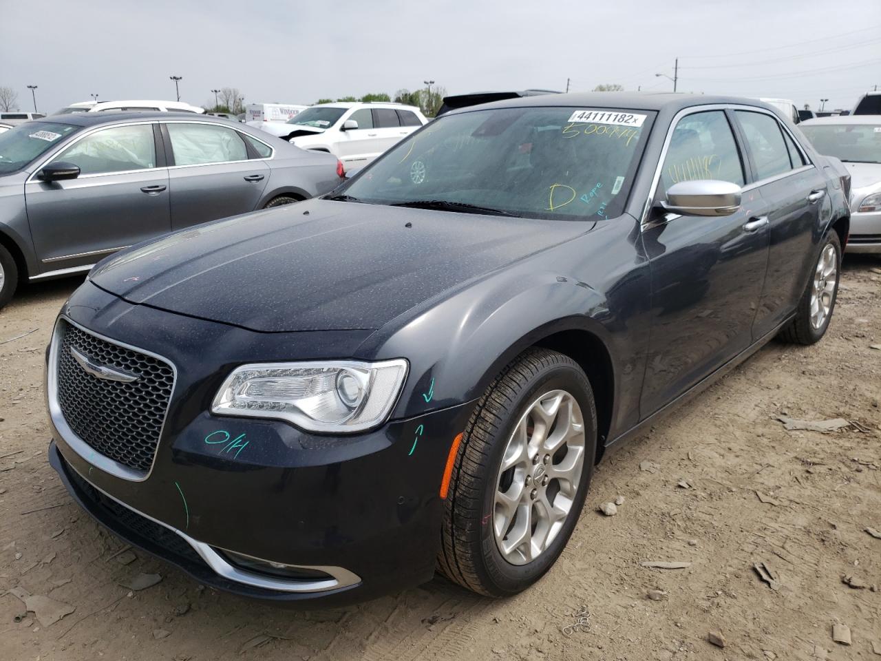 Photo 2 from auction – 2017 CHRYSLER 300C PLATI with VIN 2C3CCASG1HH500474