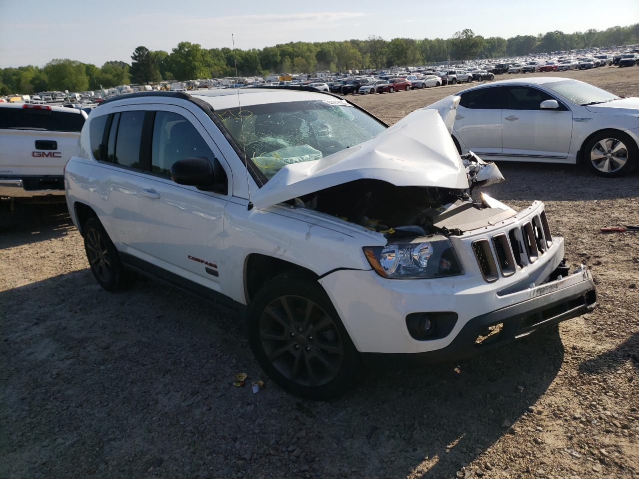 JEEP COMPASS SP 2016 with VIN 1C4NJDBBXGD725441 - Photo from auction