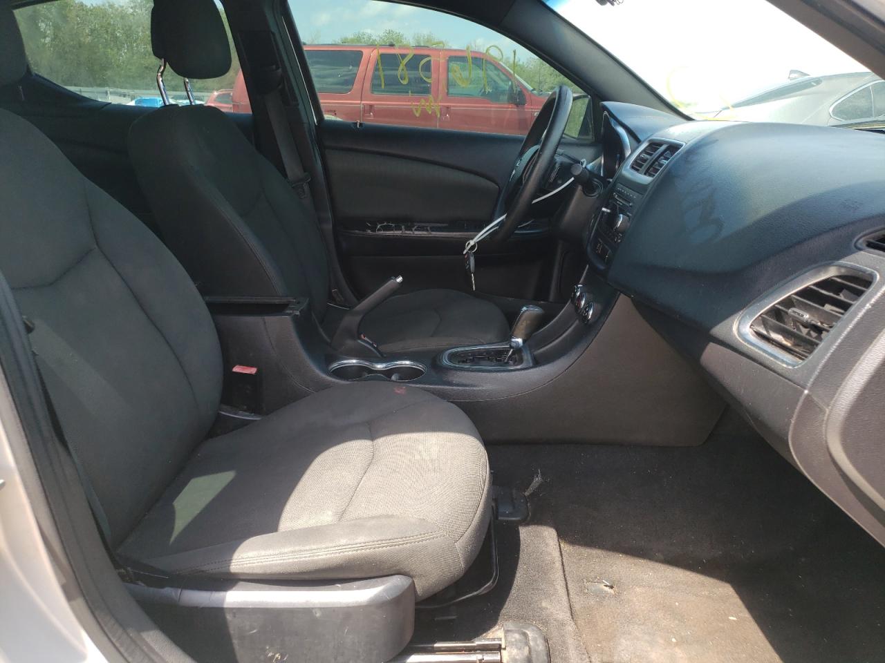 Photo 5 from auction – 2012 DODGE AVENGER SE with VIN 1C3CDZAB3CN102832