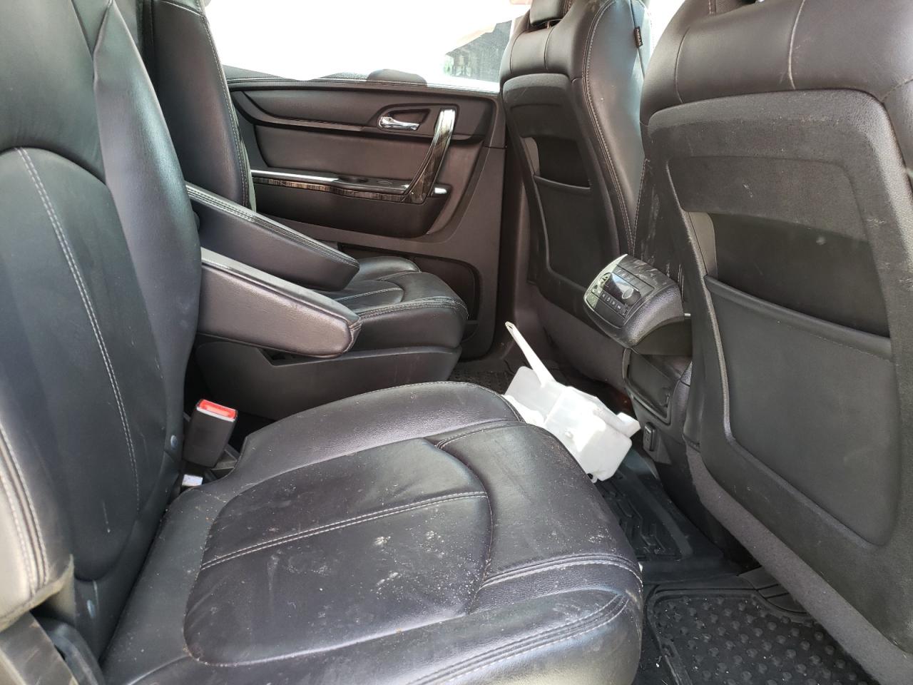 Photo 6 from auction – 2016 GMC ACADIA SLT with VIN 1GKKRRKD7GJ213586