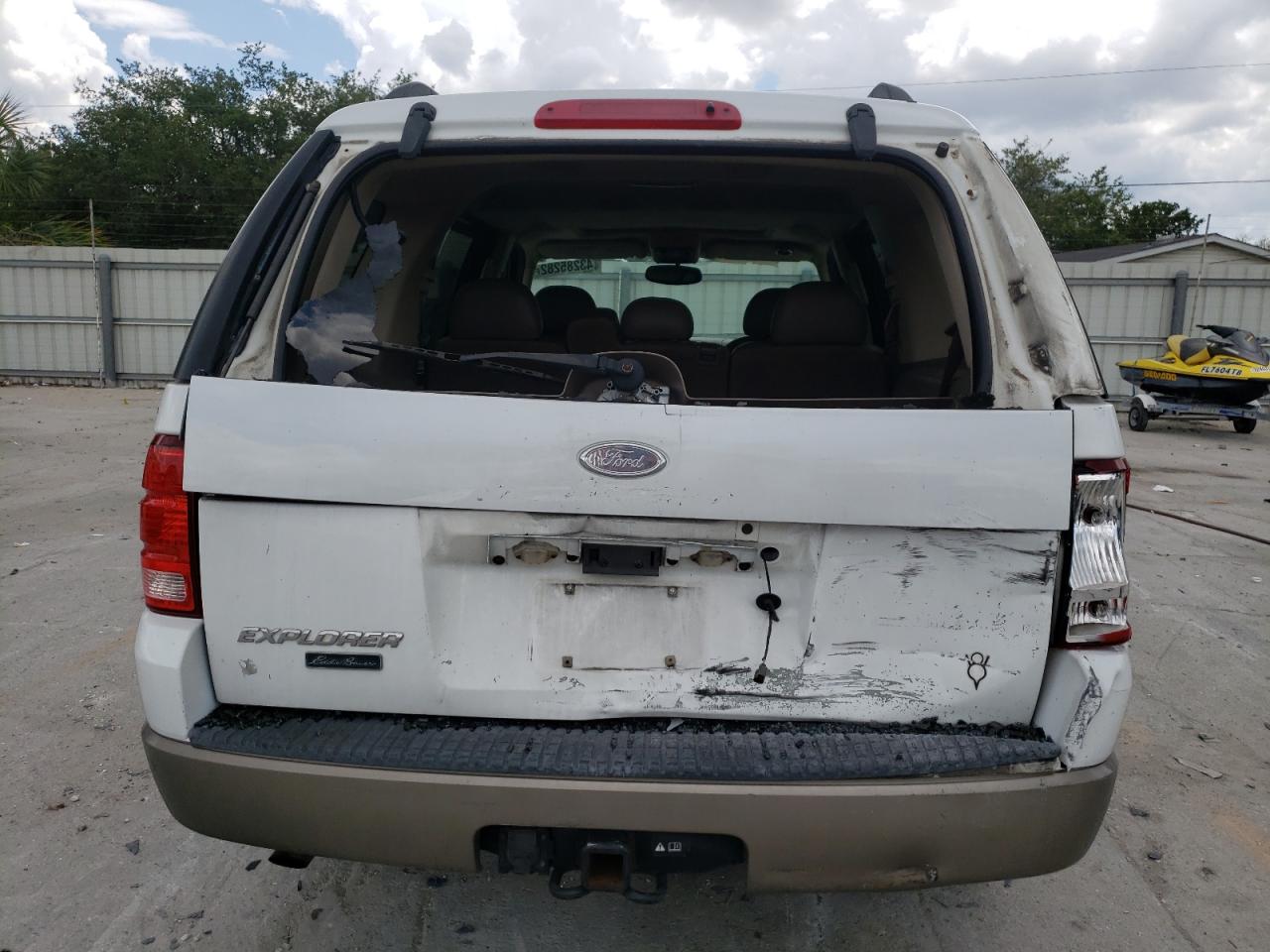 Photo 9 from auction – 2003 FORD EXPLORER E with VIN 1FMZU64W03UB12206