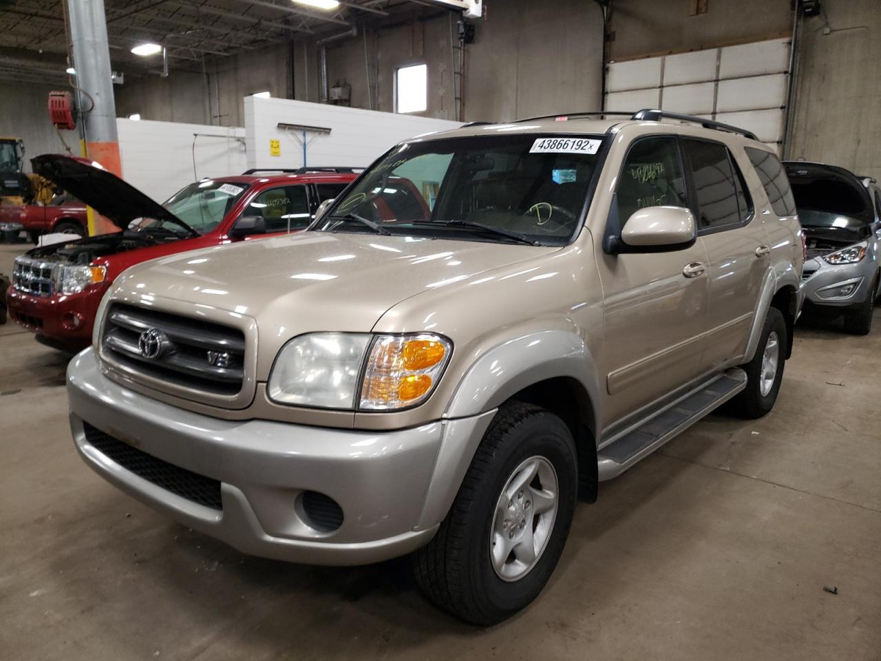 Photo 2 from auction – 2002 TOYOTA SEQUOIA SR with VIN 5TDBT44A62S071570