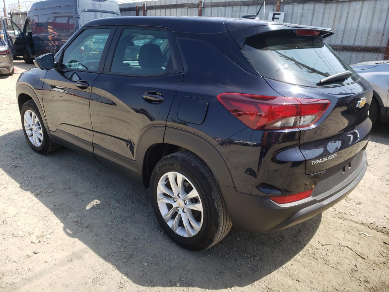 Photo 3 from auction – 2021 CHEVROLET TRAILBLAZE with VIN KL79MMS24MB122336