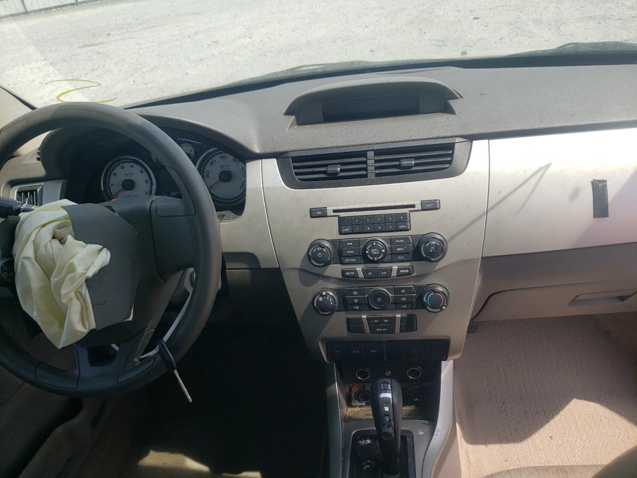 Photo 9 from auction – 2008 FORD FOCUS SE with VIN 1FAHP33N68W135764