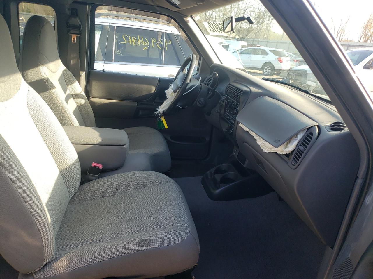Photo 5 from auction – 2000 FORD RANGER SUP with VIN 1FTZR15V2YTA49878