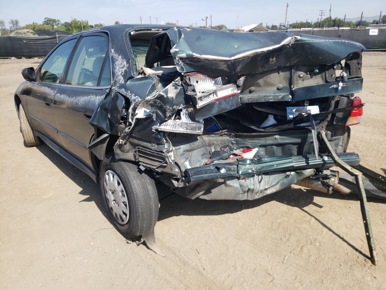 Photo 13 from auction – 2001 HONDA ACCORD with VIN 1HGCF86601A107410