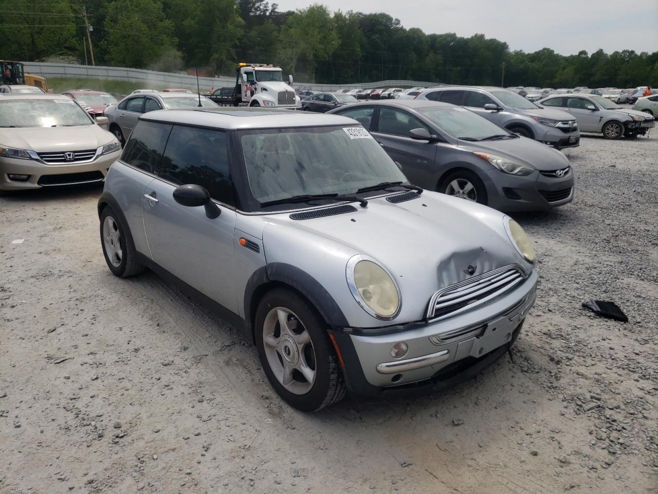 MINI COOPER 2003 with VIN WMWRC33443TC48463 - Photo from auction