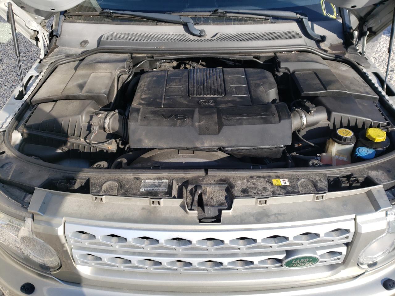 Photo 7 from auction – 2011 LAND ROVER LR4 HSE with VIN SALAG2D45BA568128