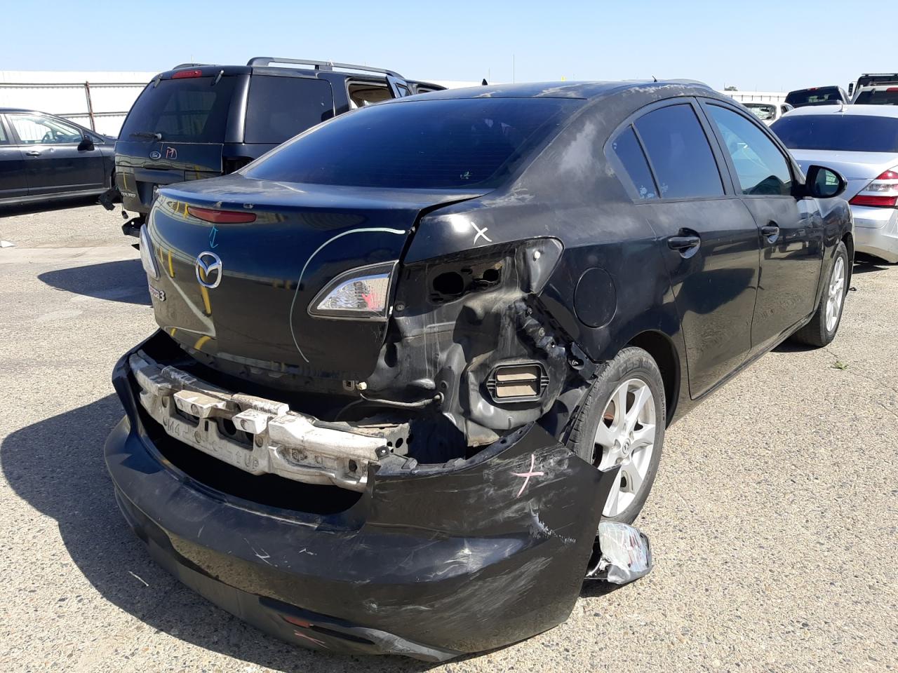 Photo 4 from auction – 2011 MAZDA 3 I with VIN JM1BL1VG8B1451797